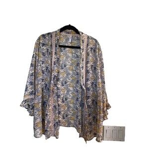 Xhilaration Pink Floral Short Duster Sz.M/L